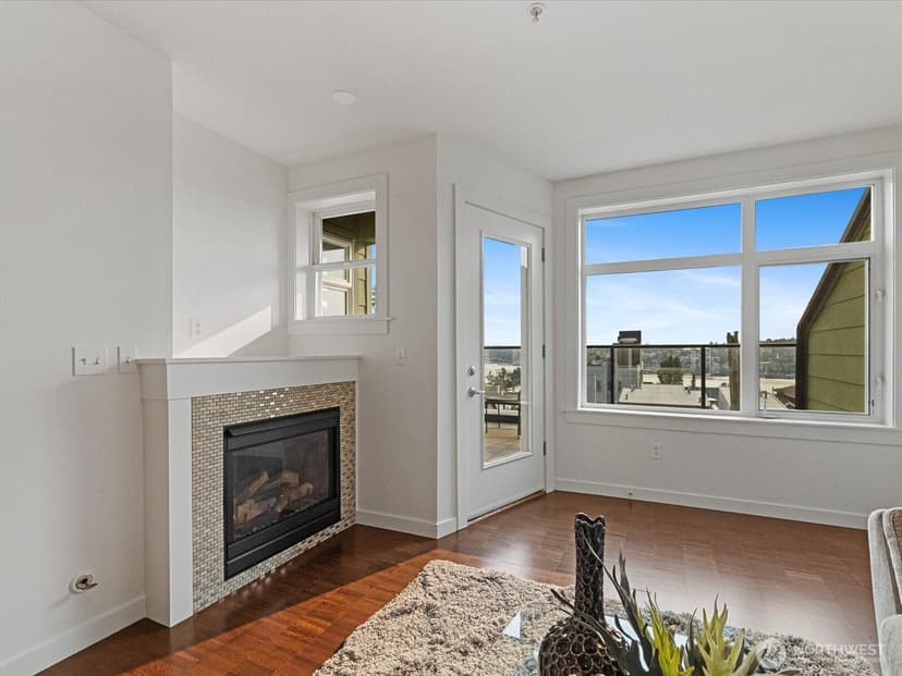 Property photo for 655 W Crockett Street #A202, Seattle photo 9