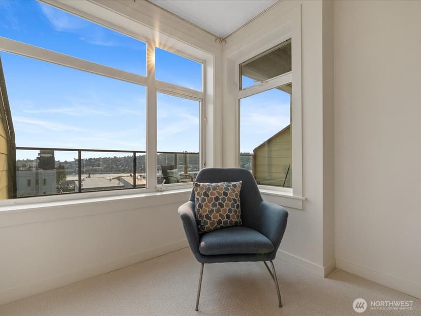 Property photo for 655 W Crockett Street #A202, Seattle photo 21