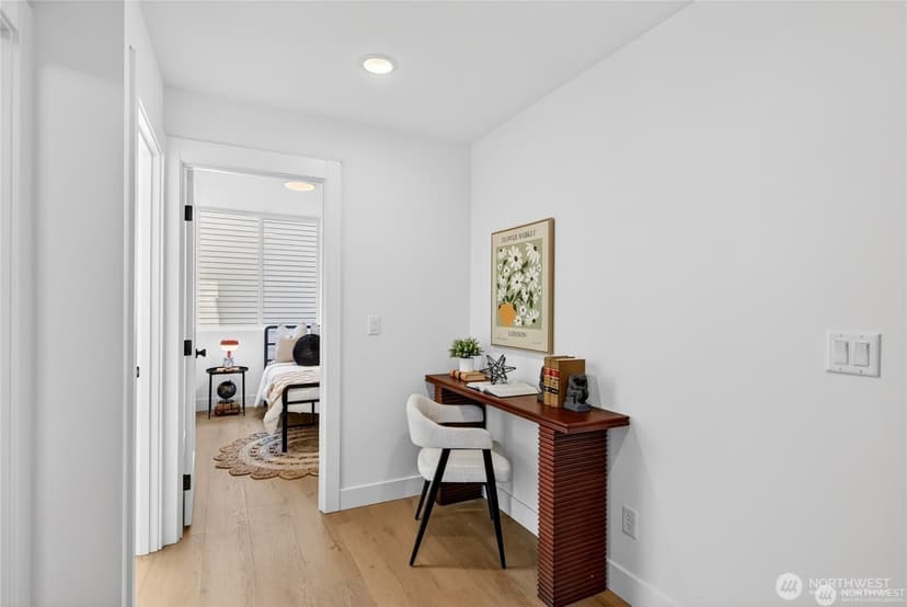 Property photo for 6318 41st Avenue SW #B, Seattle photo 8