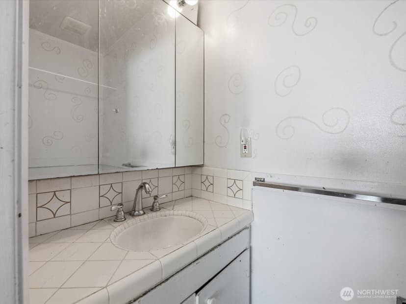 Property photo for 6202 83rd Street SW, Lakewood photo 31