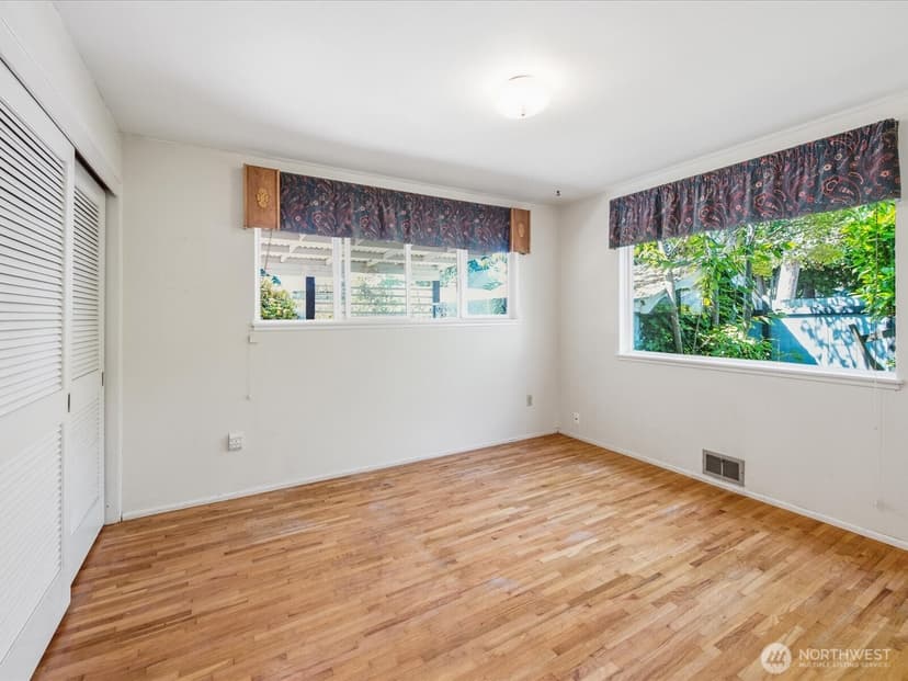 Property photo for 6202 83rd Street SW, Lakewood photo 24