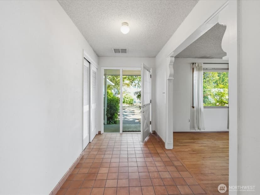 Property photo for 6202 83rd Street SW, Lakewood photo 6