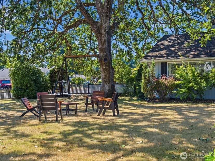 Property photo for 6202 83rd Street SW, Lakewood photo 3