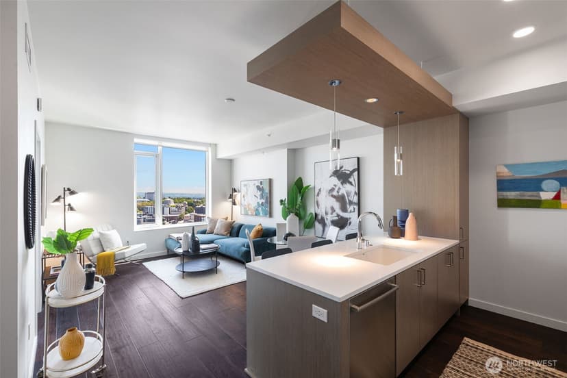 Property photo for 1321 Seneca Street #1902, Seattle photo 8