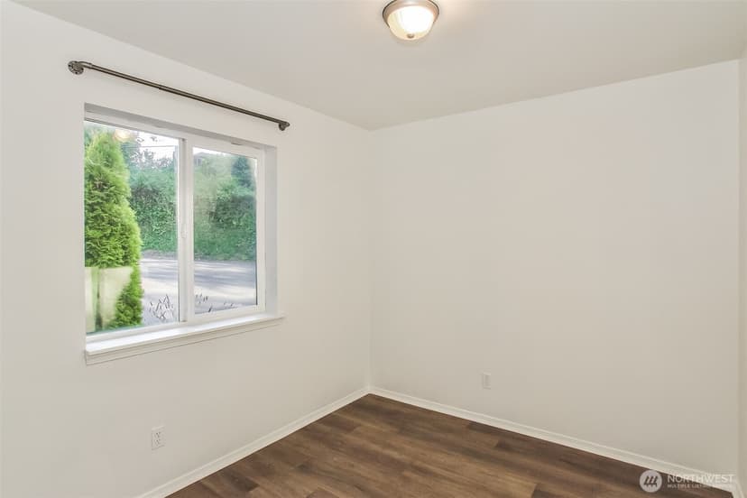 Property photo for 3311 New Hope Circle, Bremerton photo 11