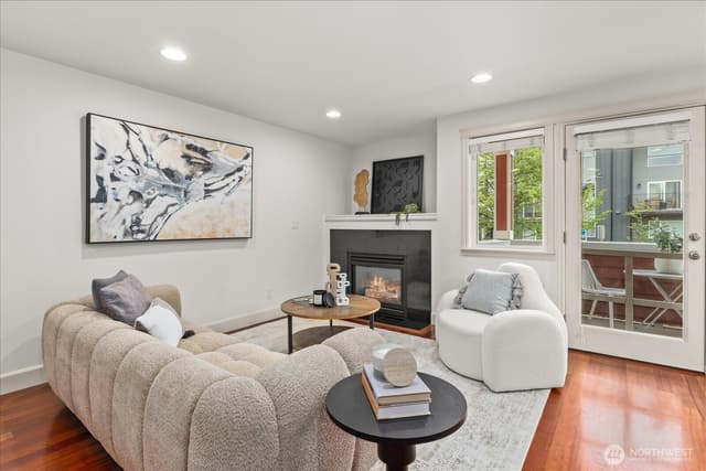 Property photo for 2024 W Bertona Street, Seattle photo 5