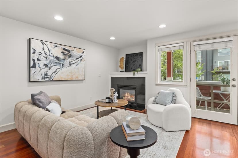 Property photo for 2024 W Bertona Street, Seattle photo 5