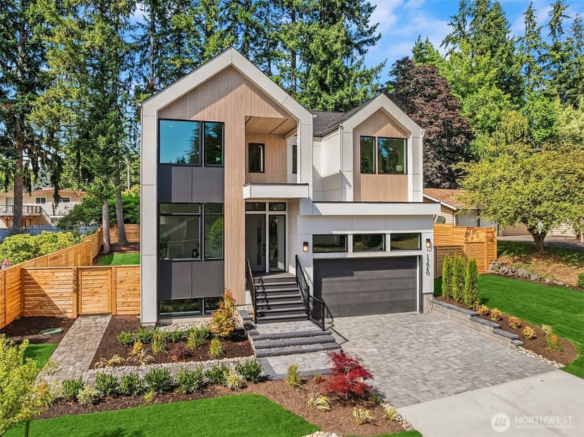 Property photo for 15640 NE 1st Place, Bellevue photo 2