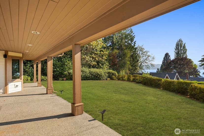 Property photo for 12510 Holmes Point Drive NE, Kirkland photo 33