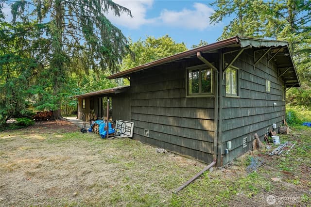 Property photo for 7203 128th Street E, Puyallup photo 2