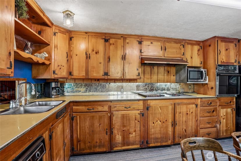 Property photo for 7203 128th Street E, Puyallup photo 11