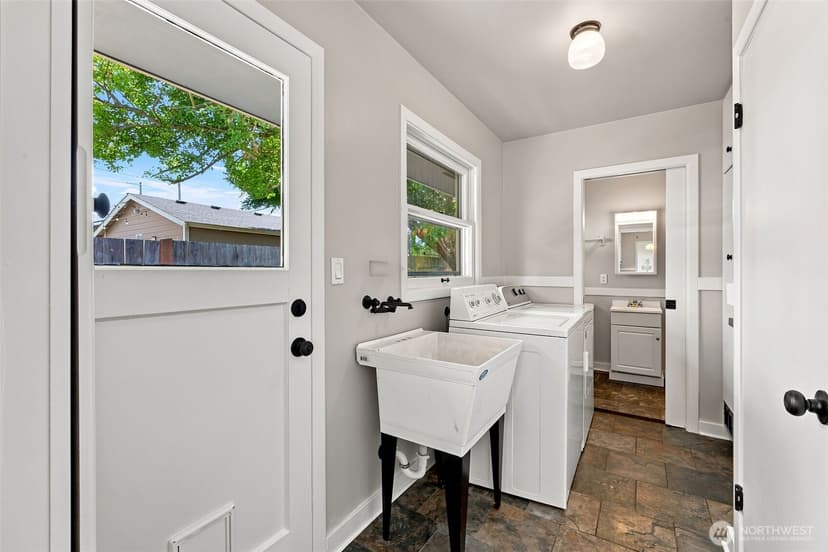 Property photo for 619 N Verde Street, Tacoma photo 17