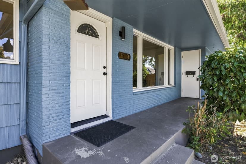 Property photo for 619 N Verde Street, Tacoma photo 9