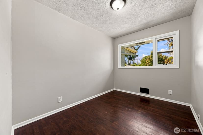 Property photo for 619 N Verde Street, Tacoma photo 21