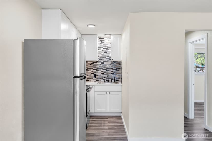 Property photo for 748 S Cloverdale Street #Unit 6, Seattle photo 14