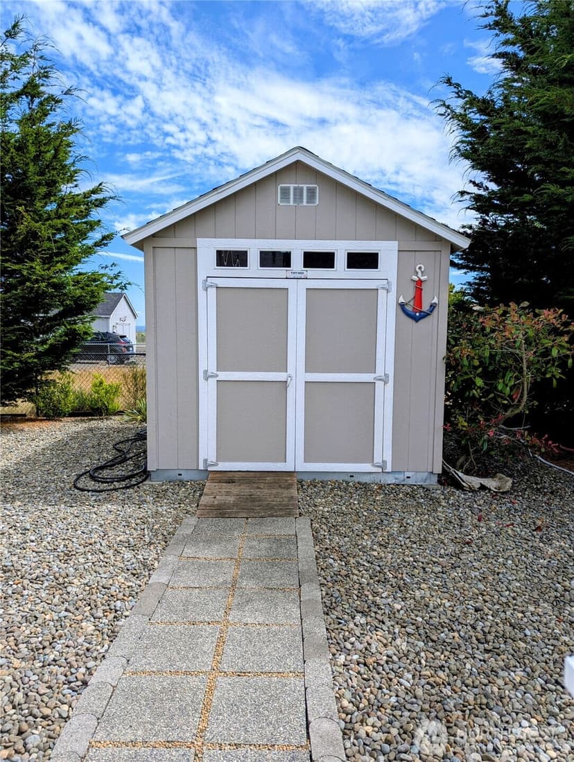 Property photo for 268 Sunrise Avenue SE, Ocean Shores photo 3
