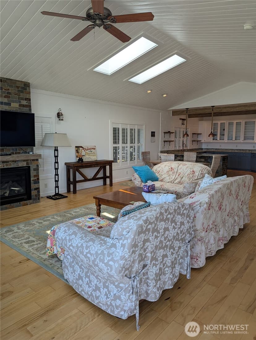 Property photo for 268 Sunrise Avenue SE, Ocean Shores photo 8