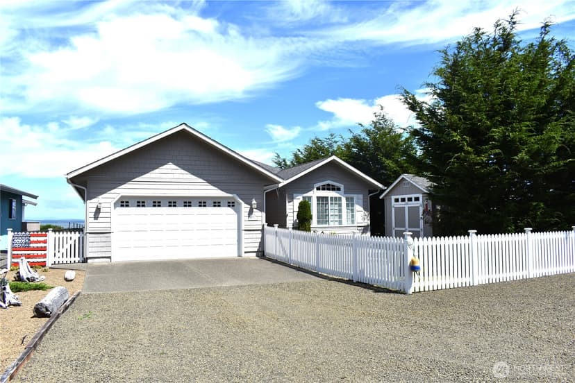 Property photo for 268 Sunrise Avenue SE, Ocean Shores