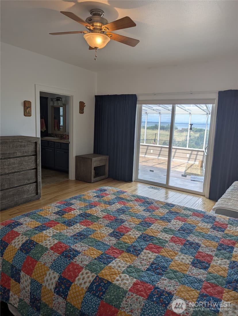 Property photo for 268 Sunrise Avenue SE, Ocean Shores photo 27