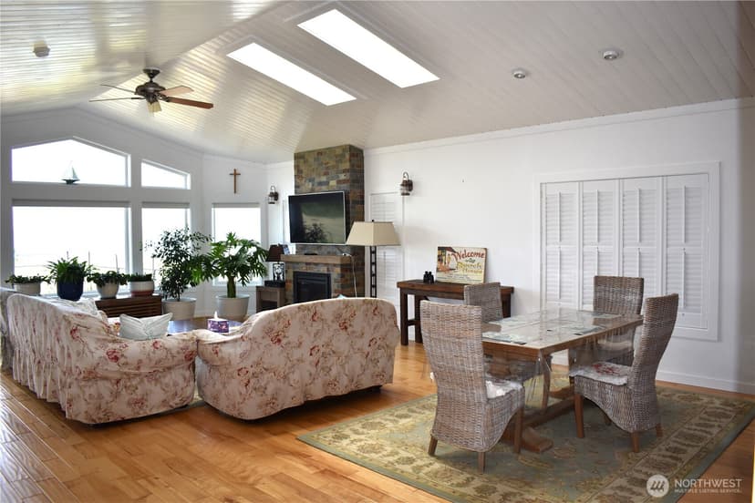 Property photo for 268 Sunrise Avenue SE, Ocean Shores photo 6