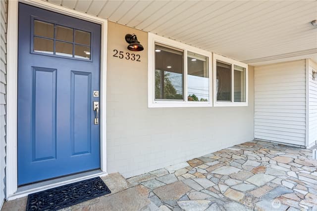 Property photo for 25332 29th Avenue S, Kent photo 2