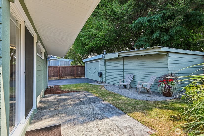 Property photo for 5017 SW Grayson Street, Seattle photo 34