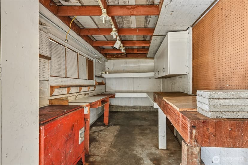 Property photo for 5017 SW Grayson Street, Seattle photo 32