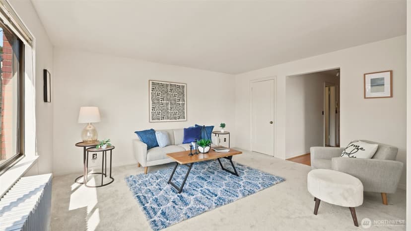 Property photo for 2450 Dexter Avenue N #303, Seattle photo 10