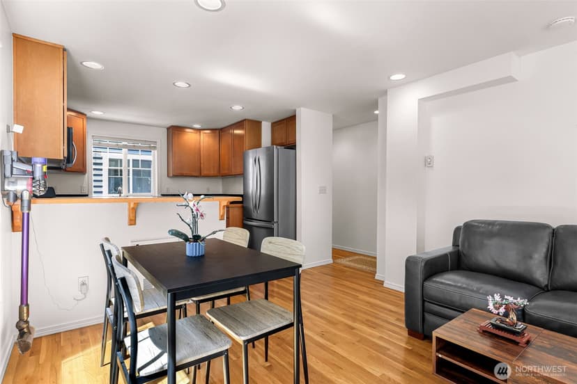 Property photo for 8516 Nesbit Avenue N #A, Seattle photo 10