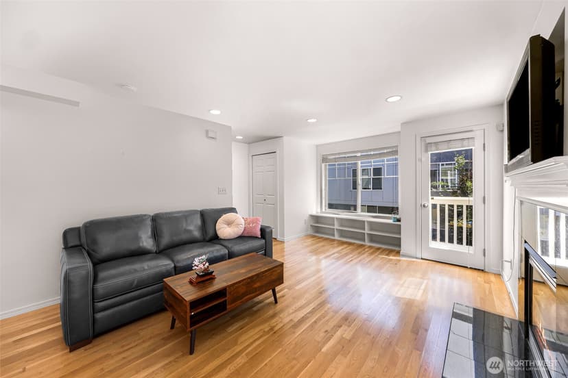 Property photo for 8516 Nesbit Avenue N #A, Seattle photo 7