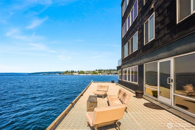 Property photo for 733 Lake Street S #101, Kirkland photo 4