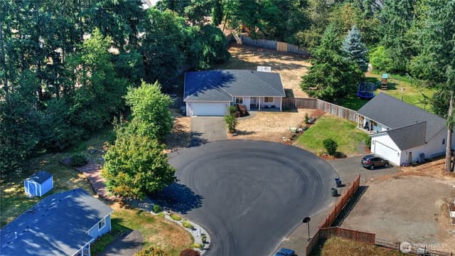 Property photo for 6016 129th Street Ct NW, Gig Harbor photo 2