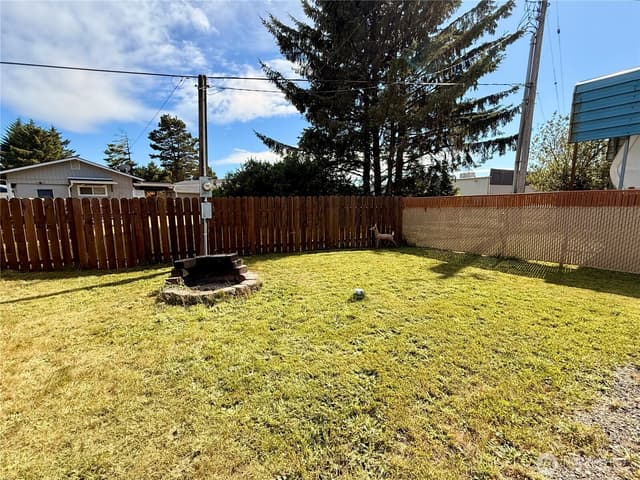 Property photo for 881 Magellan Avenue NE, Ocean Shores photo 4