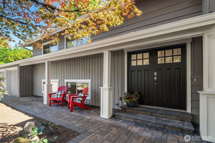 Property photo for 2810 127th Avenue NE, Bellevue photo 2