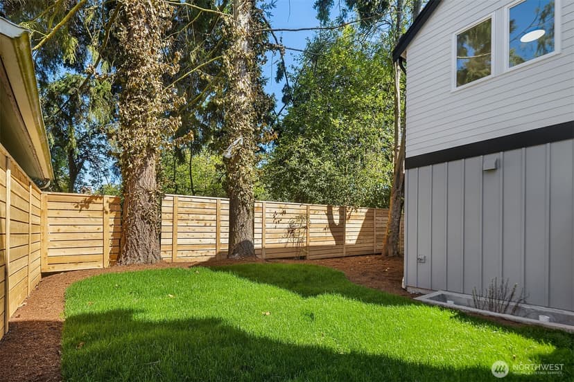 Property photo for 7330 25th Avenue NW, Seattle photo 20