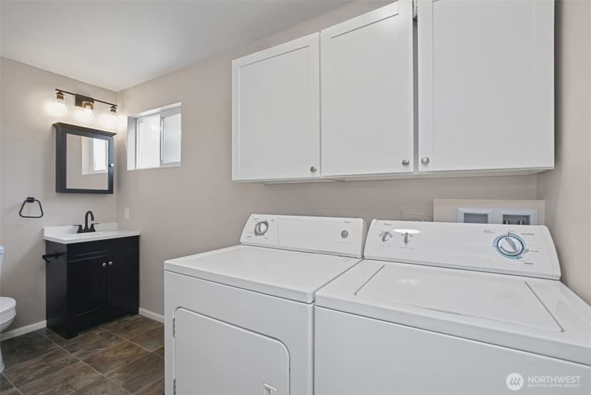 Property photo for 738 Wallin Street, Bremerton photo 30