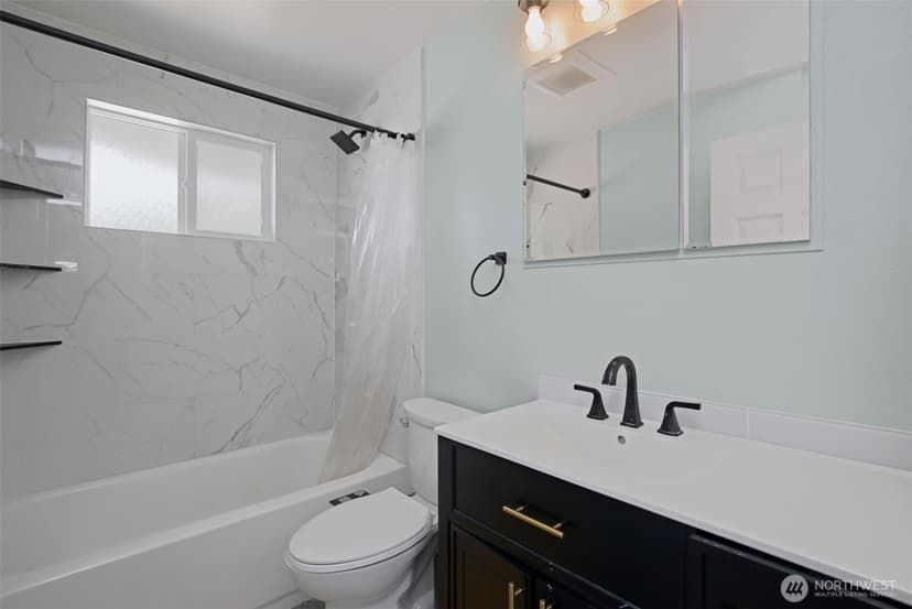 Property photo for 738 Wallin Street, Bremerton photo 27