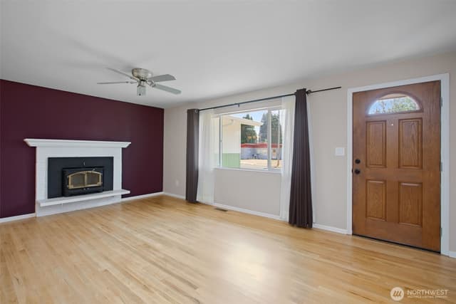 Property photo for 738 Wallin Street, Bremerton photo 3