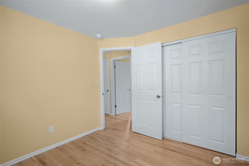 Property photo for 738 Wallin Street, Bremerton photo 29