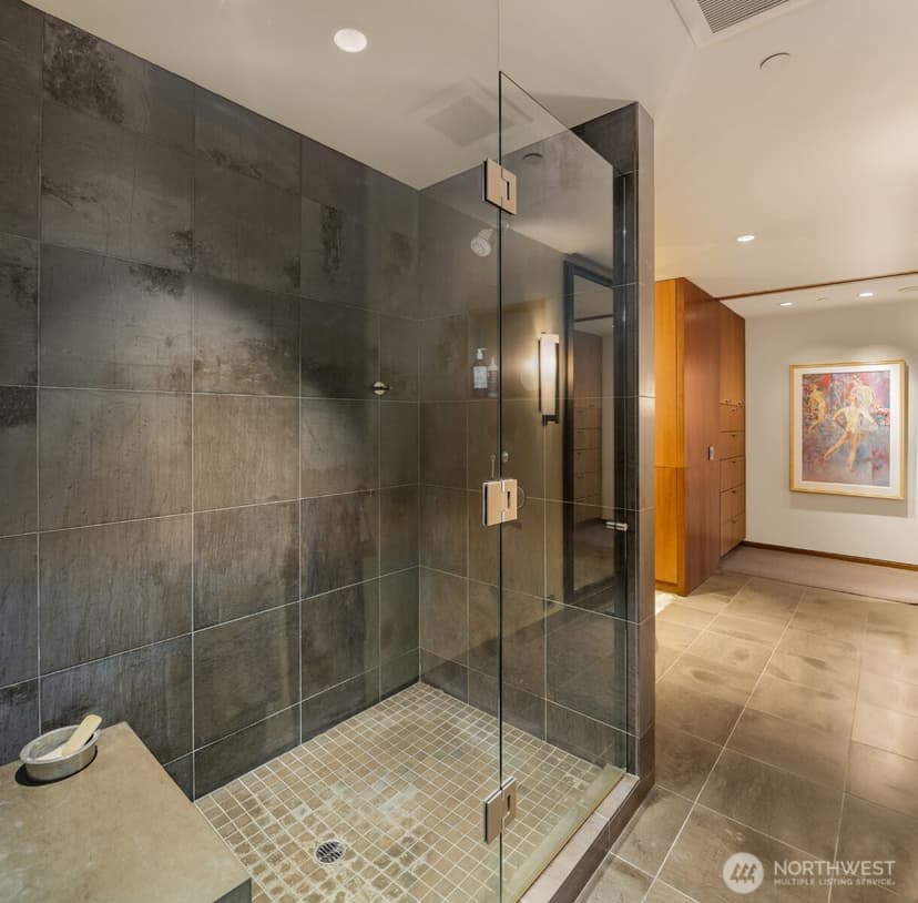 Property photo for 715 2nd Avenue #1504, Seattle photo 33