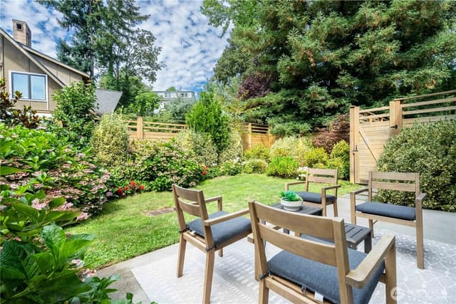 Property photo for 6915 55th Avenue S #B, Seattle photo 5