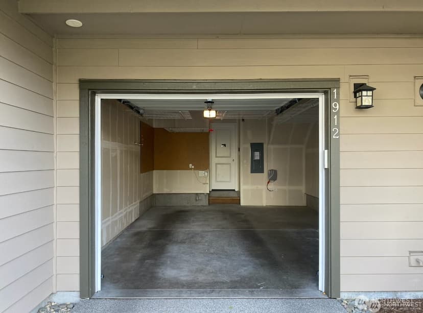 Property photo for 1912 113th Place SE, Everett photo 30