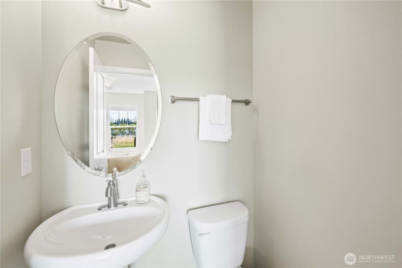 Property photo for 1912 113th Place SE, Everett photo 27