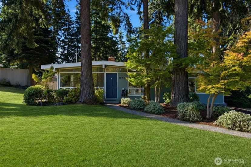 Property photo for 12039 SE 42nd St, Bellevue