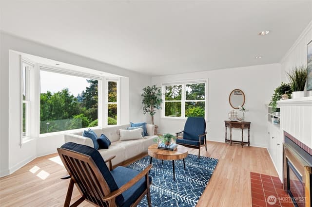 Property photo for 4806 Purdue Avenue NE, Seattle photo 5