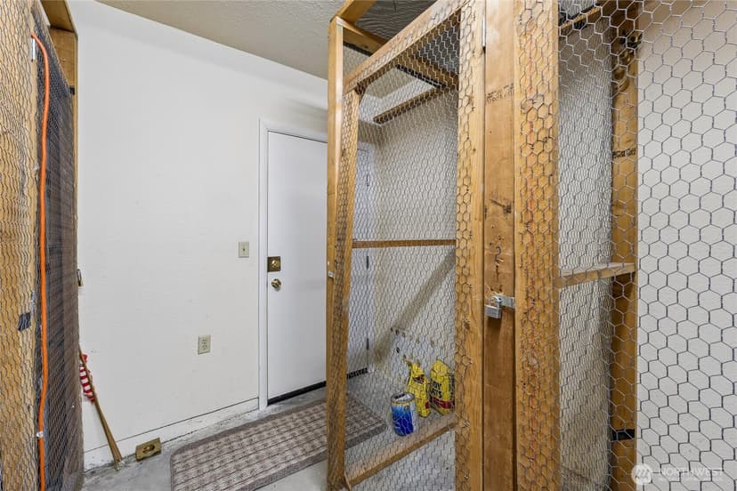 Property photo for 1743 NW 57th Street #406, Seattle photo 20