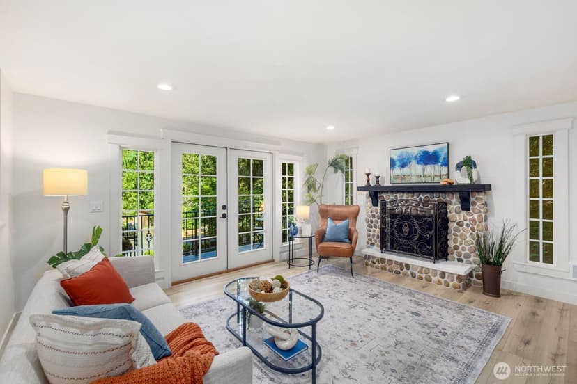 Property photo for 153 221st Avenue NE, Sammamish photo 8