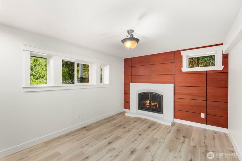 Property photo for 153 221st Avenue NE, Sammamish photo 28