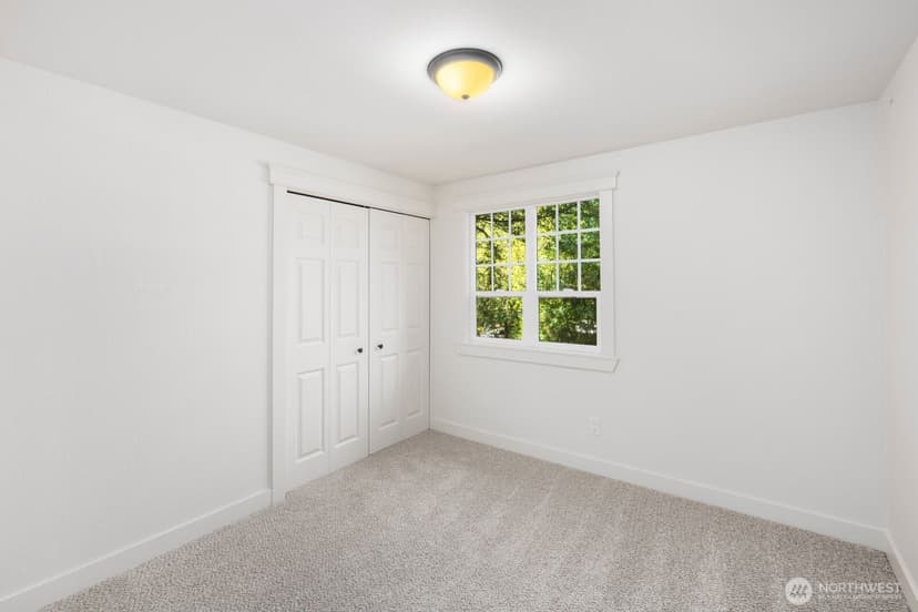 Property photo for 153 221st Avenue NE, Sammamish photo 17