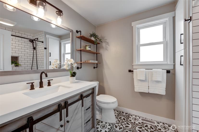 Property photo for 6728 187th Street SE, Clearview photo 19